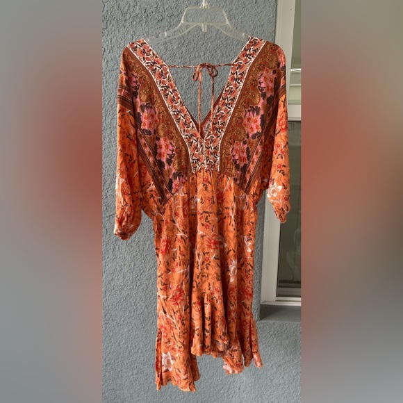 R. Vivimos Boho Floral Mini Dress V-Neck Tie Front Flounce Hem Peasant Size S - Picture 3 of 6